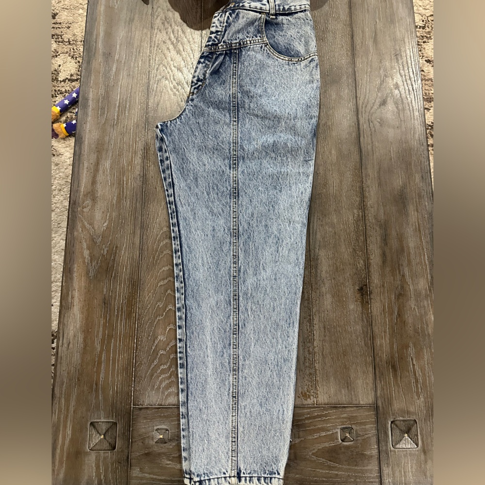 Classic Blue Gitano Women's Jeans - Picture 14 of 15